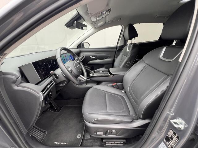 Hyundai TUCSON 1.6 T-GDI PHEV Premium 4WD / Accu SoH 100 % / EAER 65 km / Leder / HUD / Navigatie / Apple Carplay Android / Stoelventilatie / Stuur-, stoel- & achterbankverwarming / 19" LM wielen & All Season banden /