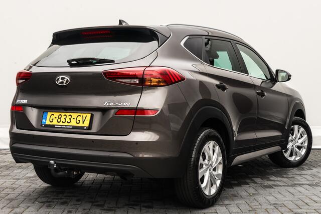 Hyundai TUCSON 1.6 131 PK GDI Comfort | Uniek | Ned Auto | 1 e eigenaar | 18.000 Km | Trekhaak | | Clima | Navigatie | Dab Audio | Cruise | 17 inch Lmv | Pdc V/A | Achteruitrijcamera |