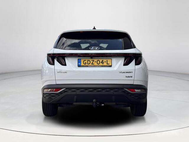 Hyundai TUCSON 1.6 T-GDI HEV Comfort Smart | Stoel en stuurverwarming | Trekhaak | Adaptieve cruise control | Elektrische achterklep | Achteruitrij camera | Parkeersensoren voor en achter |