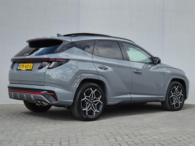 Hyundai TUCSON 1.6 T-GDI PHEV N Line Sky 4WD / SOH 100% / Fabrieksgarantie tot 12-2027 / Dealer onderhouden / Trekhaak afneembaar / Glazen schuif- en kanteldak / Trekgewicht 1350 kg / Adaptief cruise control / Rondomzicht camera / Stuur- Stoel & Achterbank verwarming /