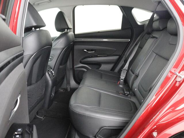 Hyundai TUCSON 1.6 T-GDI PHEV Premium 4WD | SOH 96,9% | Memory | Leder | Stuur/stoel verwarming | Stoel ventilatie | Adaptive cruise | 360 camera | Park assist | Achterbank verwarming | Climate control