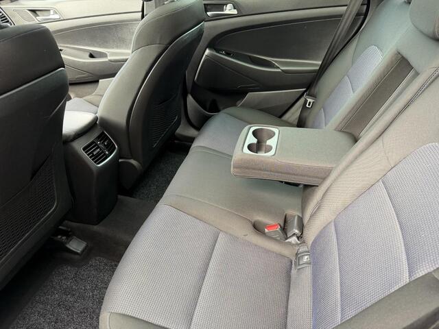 Hyundai TUCSON 1.6 T-GDi Comfort PANORAMADAK | CAMERA | TREKHAAK | STOELVERWARMING | STUURVERWARMING | NAVIGATIE | LED | AIRCO/ECC | CRUISECONTROL | APPLE CARPLAY / ANDROID AUTO