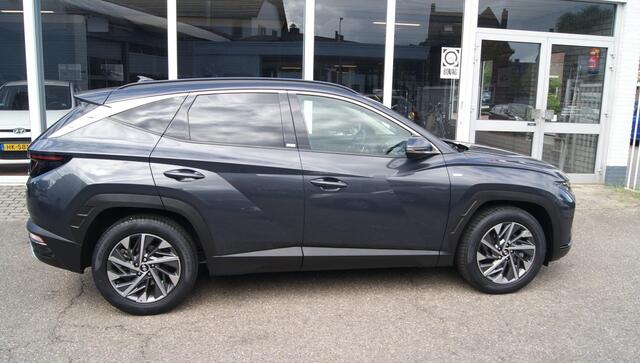 Hyundai TUCSON 1.6 T-GDI MHEV Comfort Smart Automaat,Navi,Cruise,Camera,RIJKLAARPRIJS!!