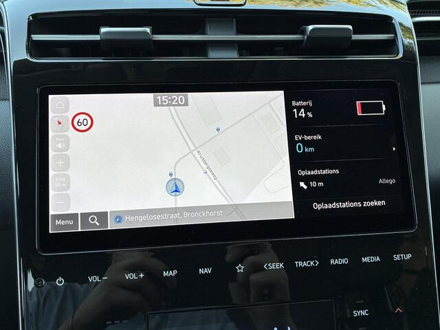 Hyundai TUCSON 1.6 T-GDI PHEV Comfort Smart 4WD / Adaptief Cruise Control / Navigatie / Achteruitrijcamera / Apple Carplay & Android Auto / Stoel & Stuurverwarming / 19" LM Velgen / Elektrische Achterklep /
