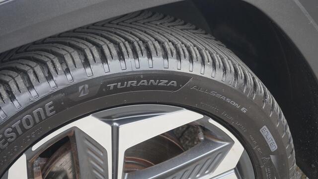 Hyundai TUCSON 1.6 T-GDI HEV Premium Sky | Org. NL Auto | All-Weather banden | Panoramadak | Elektr Achterklep | Lage KM-stand