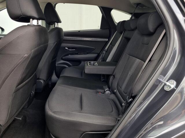 Hyundai TUCSON 1.6 T-GDI HEV Comfort Automaat 230PK / Trekhaak met 1650KG Trekgewicht / Navigatie / Cruise Control / Camera / Stoelverwarming / Climate Control