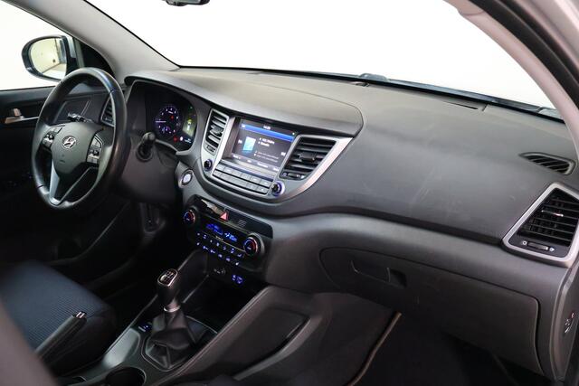 Hyundai TUCSON 1.6 GDi i-Motion | Camera | Trekhaak | Keyless | Stoelen+Bank verwarmd |