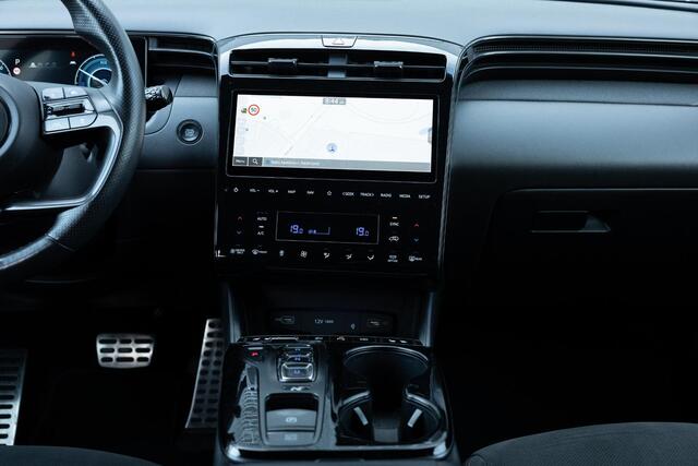 Hyundai TUCSON 1.6 T-GDI PHEV N Line 4WD | Plug-in Hybrid | Two-Tone | 360 Graden Camera | Krell Audio | Keyless Entry | Elektrische Achterklep | Elektrisch Verstelbare Voorstoelen | Stoelventilatie | Stoelverwarming voor en achter | Cruise Control Adaptief | Dodehoekdetectie | Navigatie | Apple Carplay | Android Auto | Lichtmetalen Velgen 19 inch