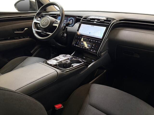 Hyundai TUCSON 1.6 T-GDI PHEV Comfort 4WD I Trekhaak I Cruise Control I Lane Assist I Camera I CarPlay I Stoelverwarming I