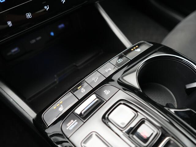 Hyundai TUCSON 1.6 T-GDI N Line 4WD PHEV 265pk Dealer O.H | Adaptive Cruise | Camera | Alcantara Sportstoelen & Stuur Verwarmd | Krell Audio | Apple Carplay | Keyless | Blis | 19"L.M | Navigatie | DAB | Plug In Hybrid |
