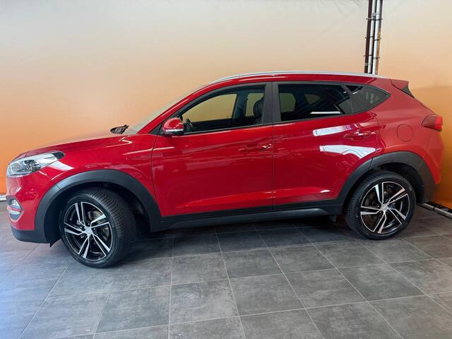 Hyundai TUCSON 1.6 GDi Anniversary Edition leer | navi | trekhaak | cruise control camera | 4x all season nieuw |