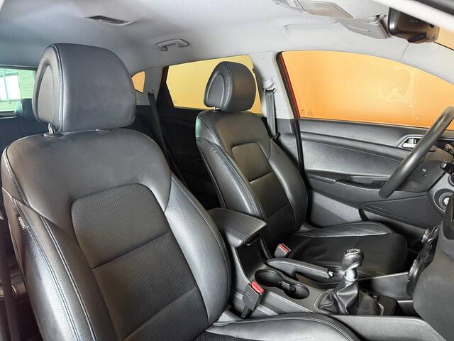 Hyundai TUCSON 1.6 GDi Anniversary Edition leer | navi | trekhaak | cruise control camera | 4x all season nieuw |