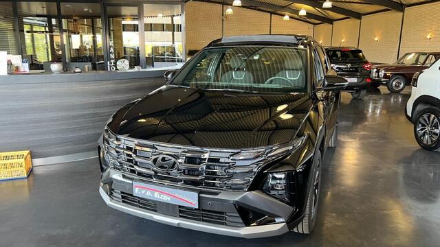 Hyundai TUCSON 1.6 T-GDI HEV 20 jAAR TUCSON UITVOERING !!! 158 KW