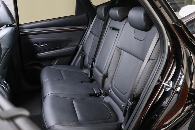 Hyundai TUCSON 1.6 T-GDI PHEV Premium Sky 4WD Panoramadak, Volleder, Stoelverwarming/ventilatie, 360Camera