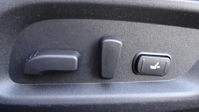 Infiniti Q COUPE 3.0 V6 TURBO AWD SPORT TECH 406 PK