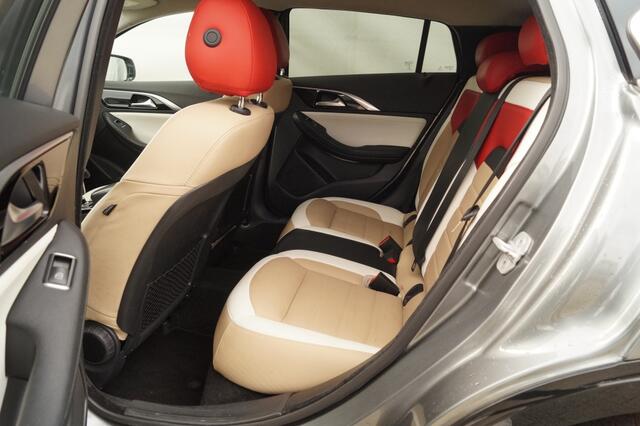 Infiniti Q Q30 1.5D Business Edition -NAVI-LEER-ECC-PDC-CRUISE-