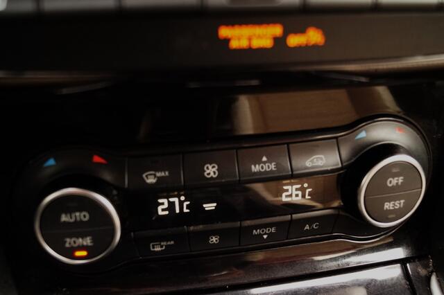 Infiniti Q Q30 1.5D Business Edition -NAVI-LEER-ECC-PDC-CRUISE-