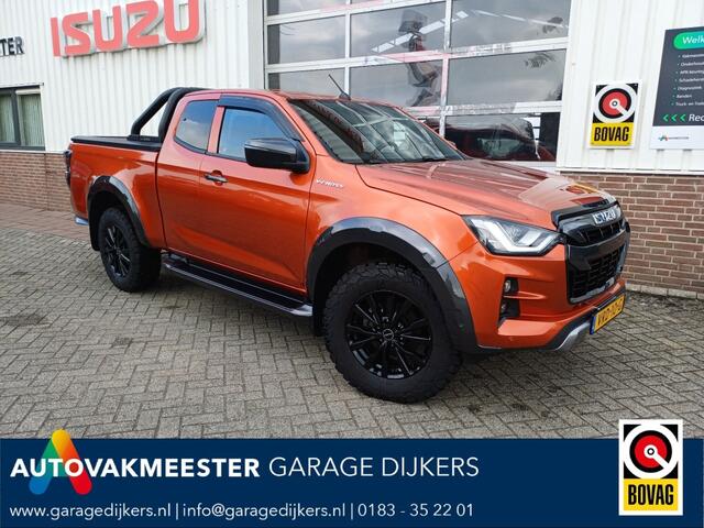Isuzu D-MAX Extented Cab V-Cross 4WD AT Webasto 8000 Km 06-22