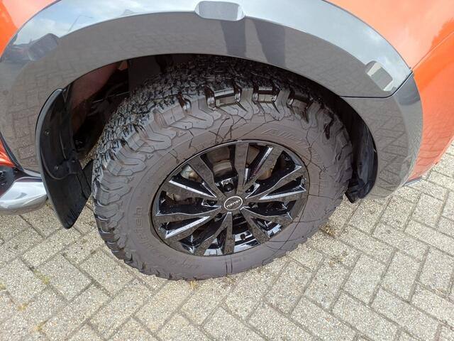Isuzu D-MAX Extented Cab V-Cross 4WD AT Webasto 8000 Km 06-22