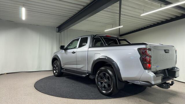 Isuzu D-MAX EV Extended Cab V-Cross 66.9 kWh Automaat | 3500KG Trekgewicht