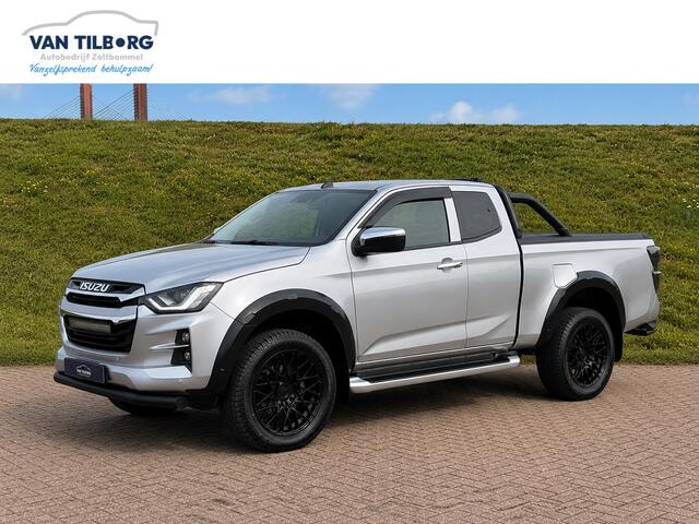Isuzu D-MAX 1.9 Extended Cab LSX | AUTOMAAT | LEDER | 20'' BlackRhino LMV | Pedders Suspension | Apple CarPlay / Android Auto | TH. 3500 kg | Roll Cover