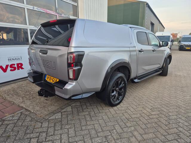 Isuzu D-MAX Dubbel Cab V-Cross 4WD AT XL 5 persoons Container zomer + winterset 3,5 T trekgewicht