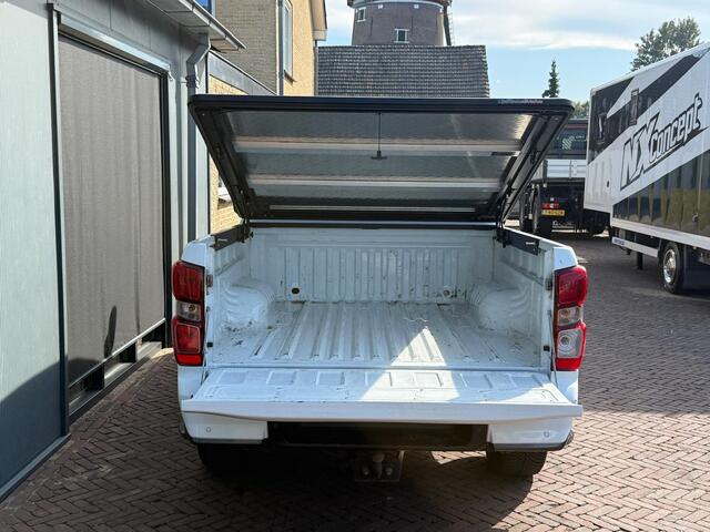 Isuzu D-MAX 1.9 Extended Cab LS 4WD 3500KG Trekgewicht Dealer Onderhouden 1e eigenaar – foto 4