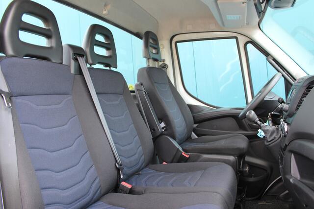 Iveco 40C18 180 PK. CLIXSTAR. TREKKER. BE COMBI. 6830KG trekgewicht. EURO 6 /ECC/CRUISE/LUCHTV. 1e eig./ 
