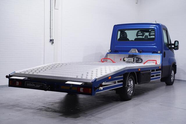 Iveco DAILY 35S21 210 pk Aut. Autotransporter Luchtvering Airco ECC, Adapt. Cruise, LED Koplampen, Trekhaak 3.500 kg, Nieuw, 3-Zits