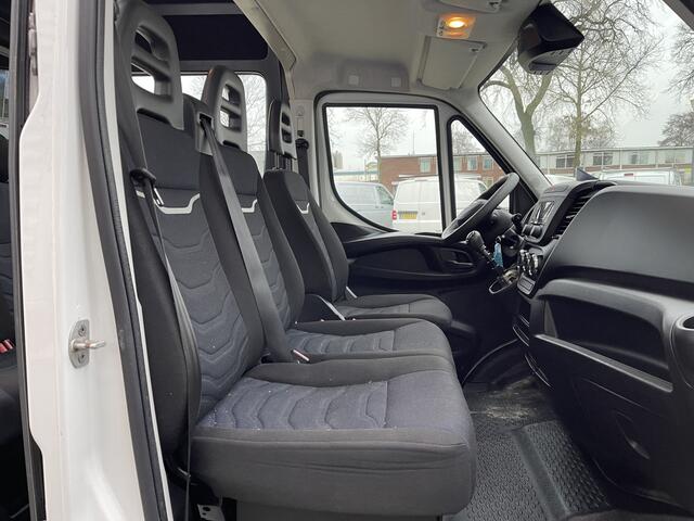 Iveco DAILY 35S16V 2.3 410 L4H2 DC 7 persoons / vaste prijs rijklaar ¤ 29.950 ex btw / lease vanaf ¤ 536 / mag 3500 kg trekken / climate control / euro 6 diesel / 270 graden achterdeuren !