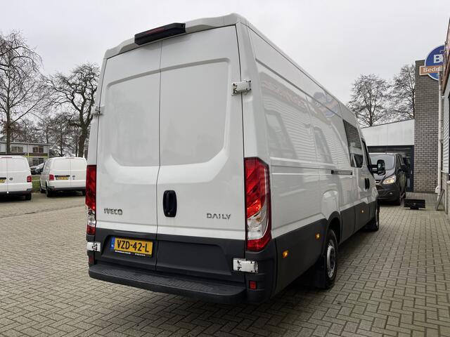Iveco DAILY 35S16V 2.3 410 L4H2 DC 7 persoons / vaste prijs rijklaar ¤ 29.950 ex btw / lease vanaf ¤ 536 / mag 3500 kg trekken / climate control / euro 6 diesel / 270 graden achterdeuren !