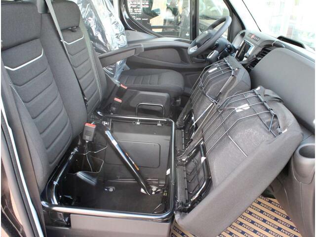 Iveco DAILY 35C18HA8 3.0 410 Bakwagen Aut. Laadklep Grijs Nieuw
