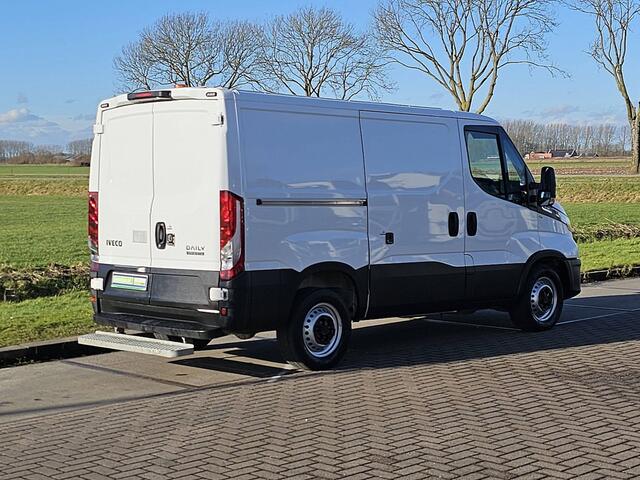 Iveco DAILY 35S16V 2.3 352 L2H1 2xZijdeur Automaat 3.5T-AHG LED Navi Airco 156Pk Euro6!