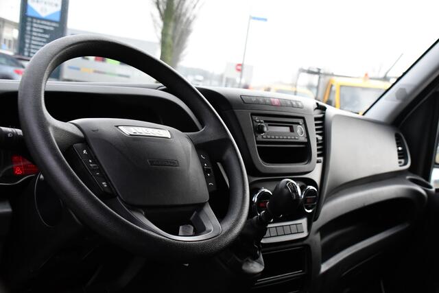 Iveco DAILY 35S16V 2.3 352 H2 3500KG Trekhaak, 160PK, Clima, Sensoren, Airco, UNIEK!