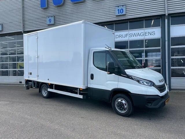 Iveco DAILY 40C18 A8 bakwagen met lift Euro 6