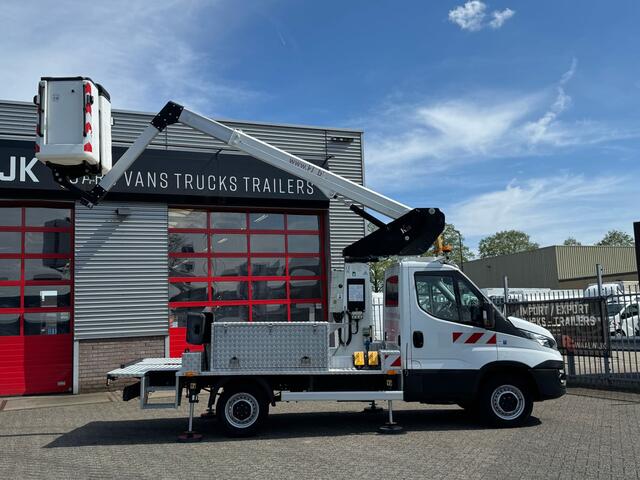 Iveco DAILY 35S14 Km 31.936!! 4x gestempeld, 2 persoonslift