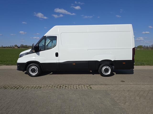 Iveco DAILY 35S14V 2.3 352L H2 - 140 Pk - Euro 6 - Airco - Cruise Control