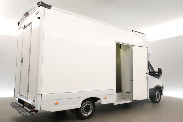 Iveco DAILY 35S14 2.3 410 | Foodtruck | Patatwagen | Verkoopwagen | Patatkraam | Frietwagen | Snackwagen | Zijdeur Airco Camera Treeplank