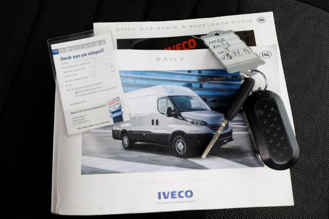 Iveco DAILY 35S18 3.0 180pk Bakwagen met laadklep 1008kg laadverm. 09-2022