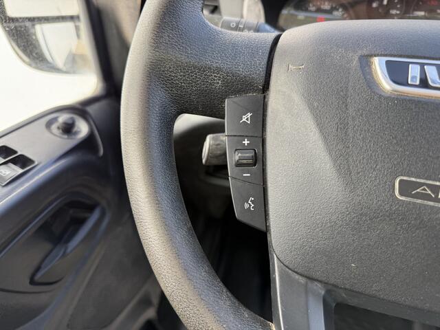 Iveco DAILY 35C12 2.3 Kipper Dubbellucht Trekhaak Airco Cruise Control Lucht Geveerde Stoel