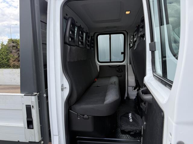 Iveco DAILY 35S14 2.3 D / PICK UP MET LANGE BAK / 7 PERSOONS DUBBELE CABINE / 10.360 KM / AIRCO / CRUISE / NAVI / 3.5 TONS TREKHAAK