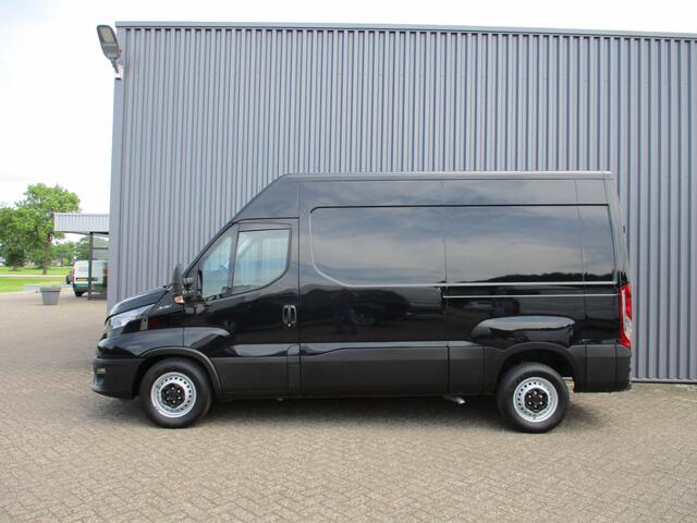 Iveco DAILY 35S12 L2 H2 Navi Airco 3500 trekgewicht