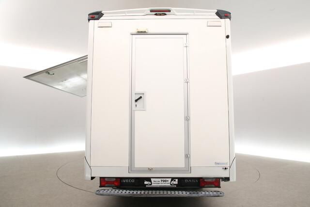 Iveco DAILY 35S14 2.3 410 | Foodtruck | Patatwagen | Verkoopwagen | Patatkraam | Frietwagen | Snackwagen | Zijdeur Airco Camera Treeplank