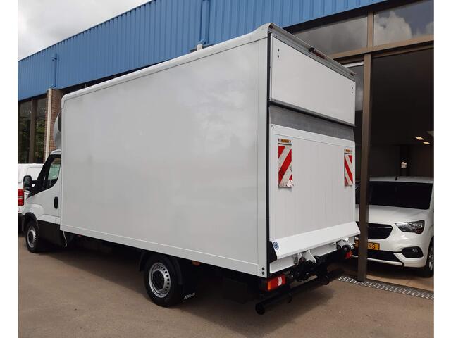 Iveco DAILY 35S16D Automaat ,Laadklep , Airco Cruisecontrol 115 Kw/156 Pk