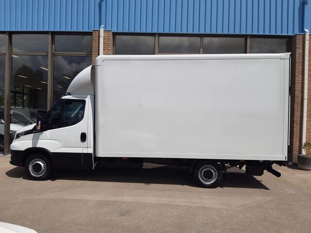 Iveco DAILY 35S16D Automaat ,Laadklep , Airco Cruisecontrol 115 Kw/156 Pk