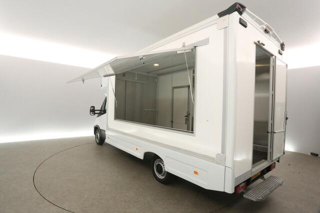 Iveco DAILY 35S14 2.3 410 | Foodtruck | Verkoopwagen | Luifel | Patatwagen | Eventtruck | Patatkraam | Frietwagen | Snackwagen | Zijdeur | Airco Treeplank