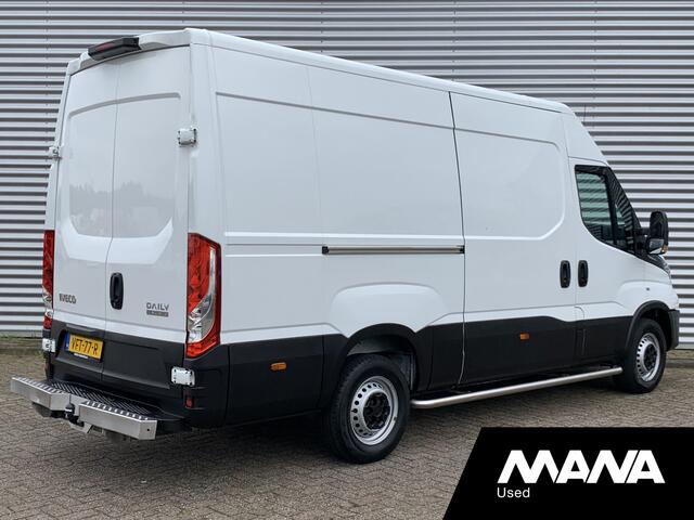 Iveco DAILY 35S12V 2.3 L2LH2 Hi-Matic Automaat Airco Trekhaak Cruise control