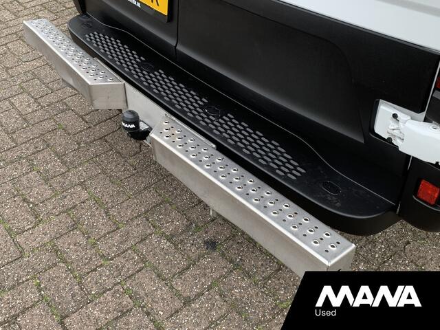 Iveco DAILY 35S12V 2.3 L2LH2 Hi-Matic Automaat Airco Trekhaak Cruise control