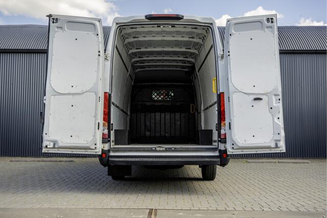 Iveco DAILY **35S16V | L4H2 | Automaat | 157 PK | 3.5T Trekgewicht | Climate | Cruise | Euro 6**