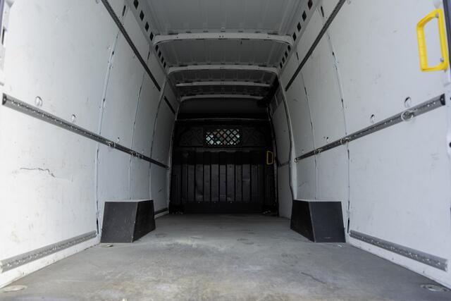 Iveco DAILY **35S16V | L4H2 | Automaat | 157 PK | 3.5T Trekgewicht | Climate | Cruise | Euro 6**